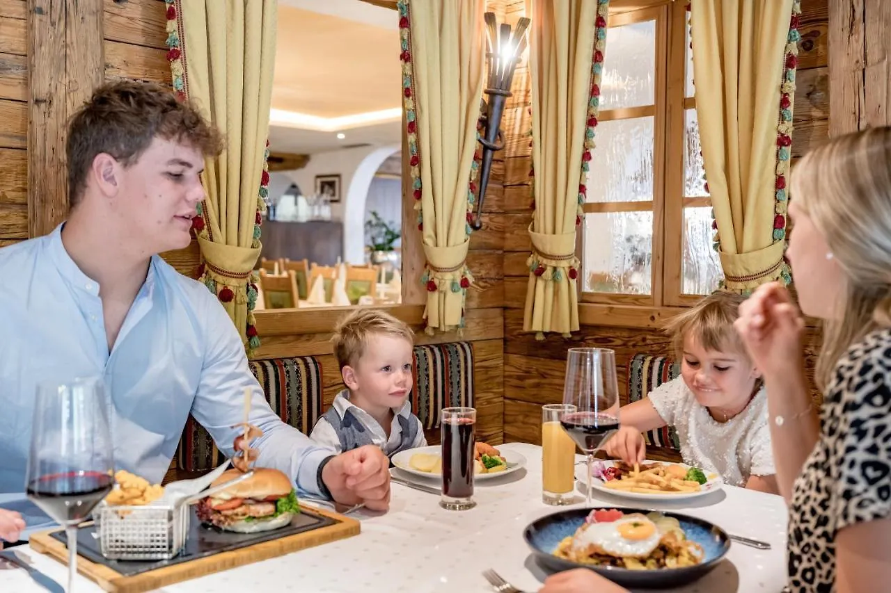 ****  Hotel Grauer Bar Soelden Austria